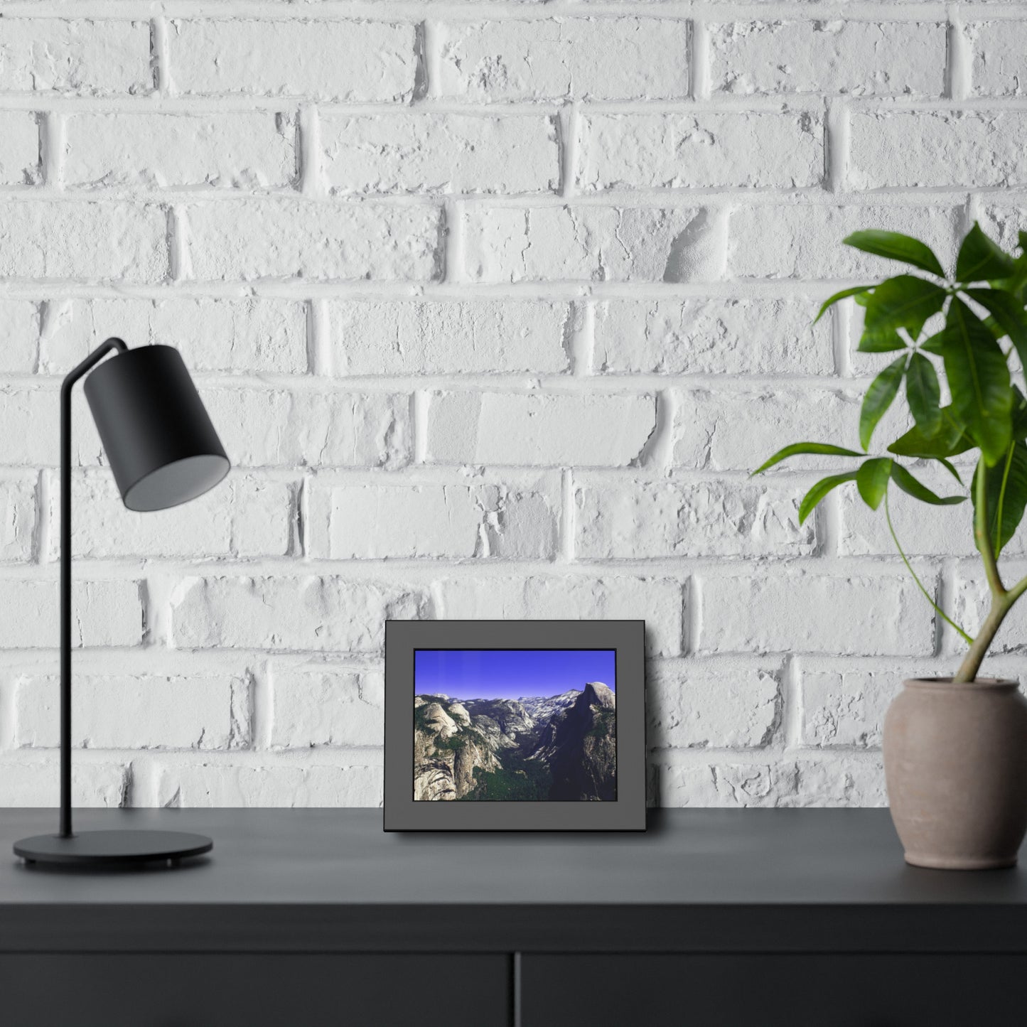 Yosemite Valley Framed Print