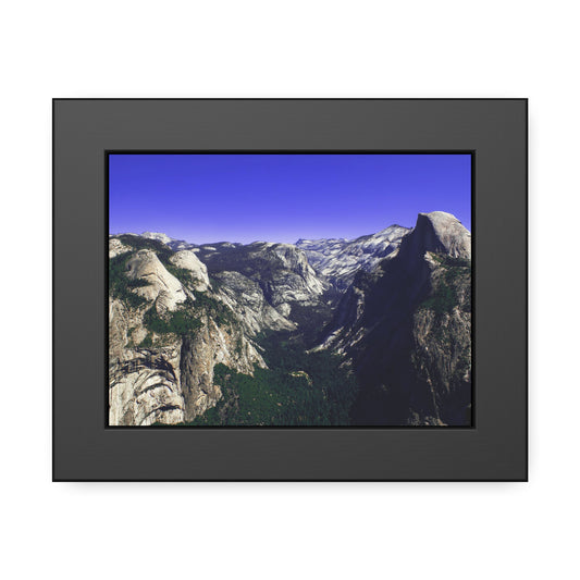 Yosemite Valley Framed Print